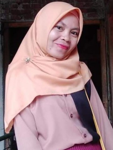 RATNA SARI